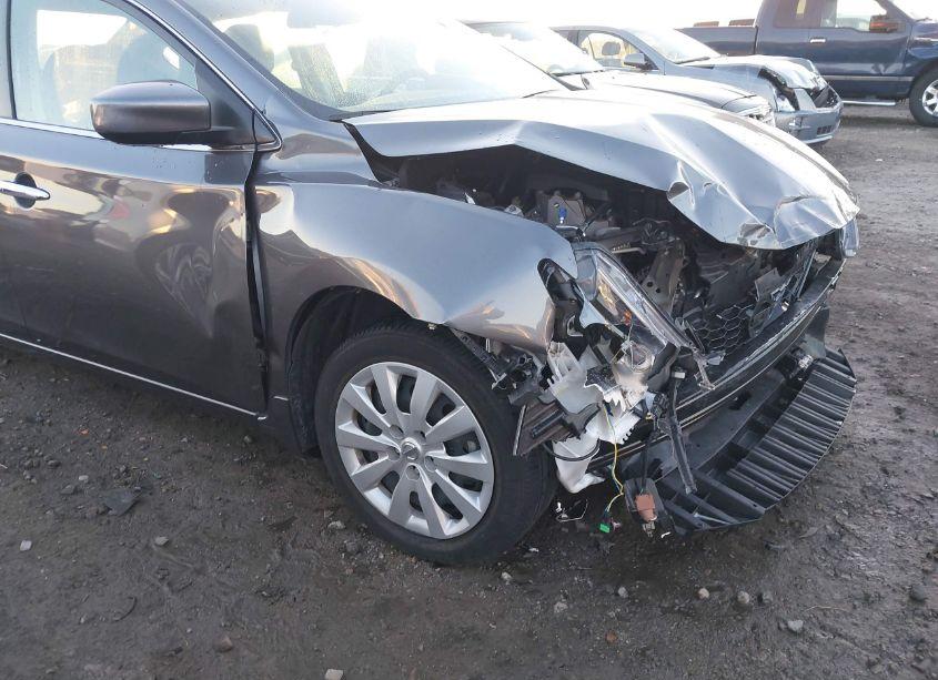 Photo 18 of 2018 Nissan Sentra S (VIN 3N1AB7AP8JY333463)
