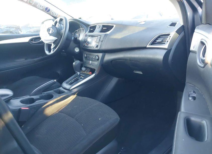 Photo 5 of 2018 Nissan Sentra S (VIN 3N1AB7AP8JY333463)