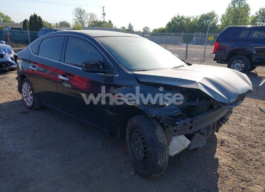 2018 Nissan Sentra S (VIN 3N1AB7AP8JY336105) main photo