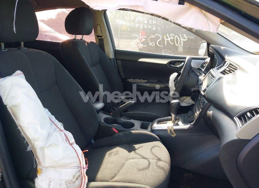 Photo 5 of 2018 Nissan Sentra S (VIN 3N1AB7AP8JY336105)