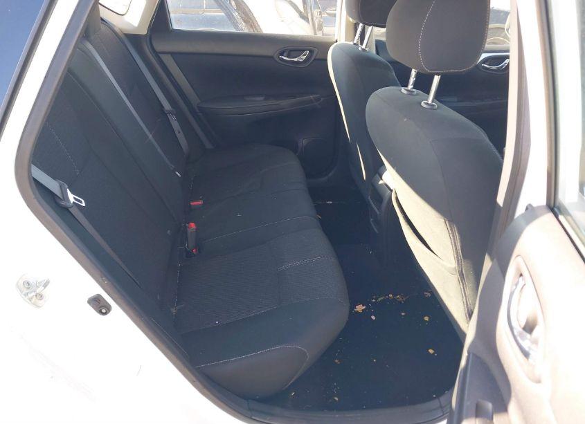 Photo 8 of 2018 Nissan Sentra S (VIN 3N1AB7AP8JY336279)