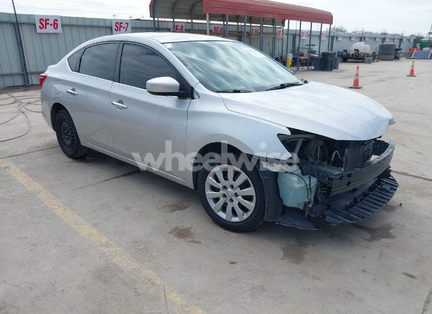 2018 Nissan Sentra S (VIN 3N1AB7AP8JY342454) main photo