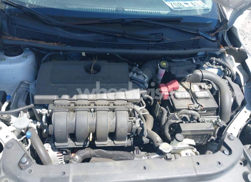 Photo 9 of 2018 Nissan Sentra S (VIN 3N1AB7AP8JY342616)