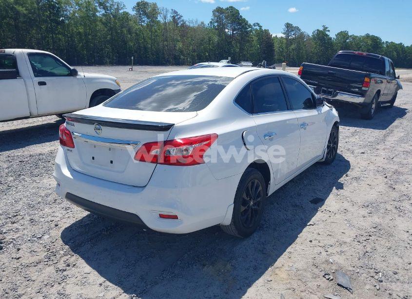 Photo 4 of 2018 Nissan Sentra S (VIN 3N1AB7AP8JY342616)