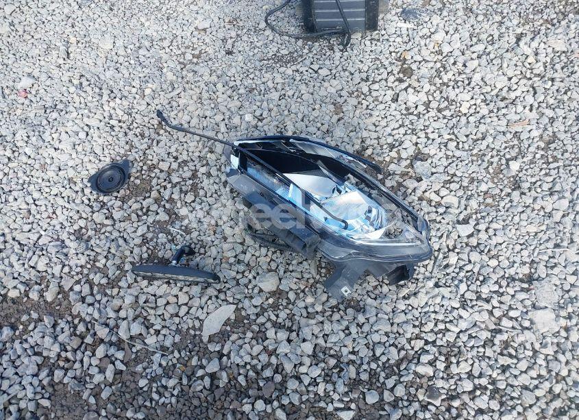 Photo 12 of 2019 Nissan Sentra SV (VIN 3N1AB7AP8KL610076)