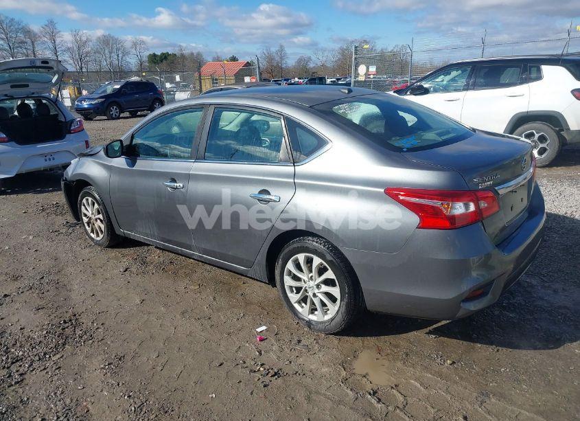 Photo 3 of 2019 Nissan Sentra SV (VIN 3N1AB7AP8KL610076)