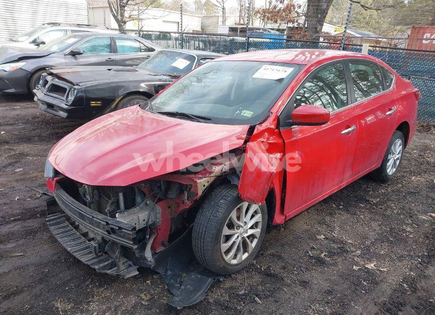 Photo 2 of 2019 Nissan Sentra SV (VIN 3N1AB7AP8KL610689)