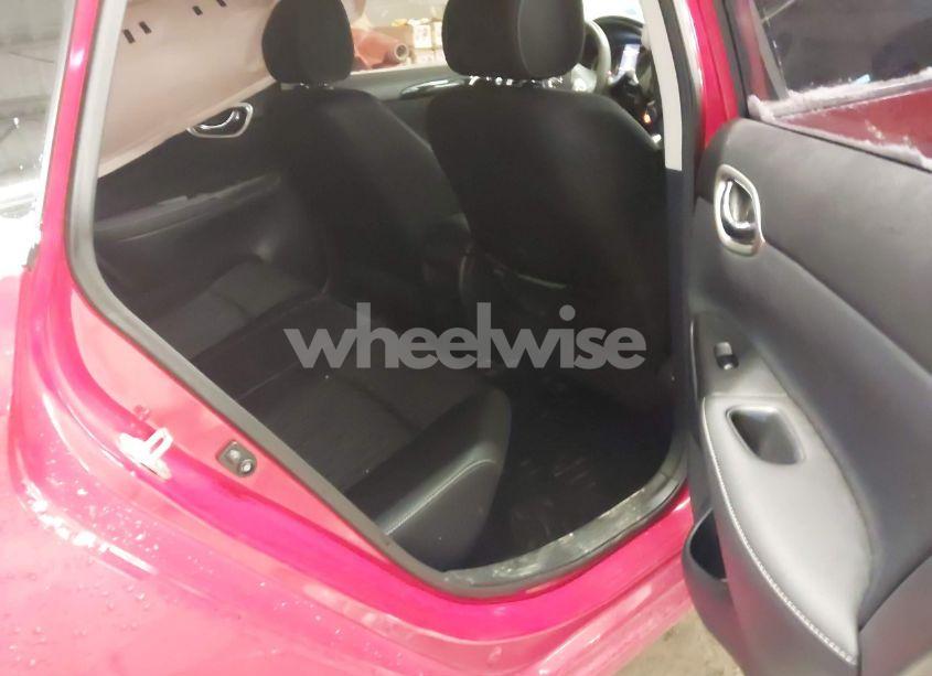 Photo 8 of 2019 Nissan Sentra SV (VIN 3N1AB7AP8KL612071)