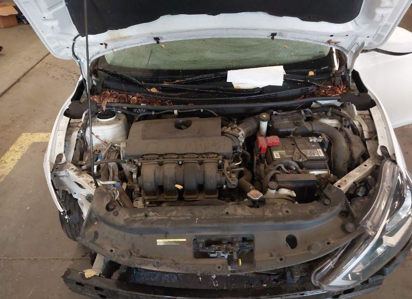 Photo 10 of 2019 Nissan Sentra S/SV/SR/SL (VIN 3N1AB7AP8KL612426)