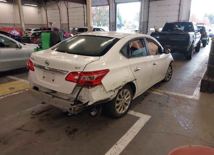 Photo 4 of 2019 Nissan Sentra S/SV/SR/SL (VIN 3N1AB7AP8KL612426)