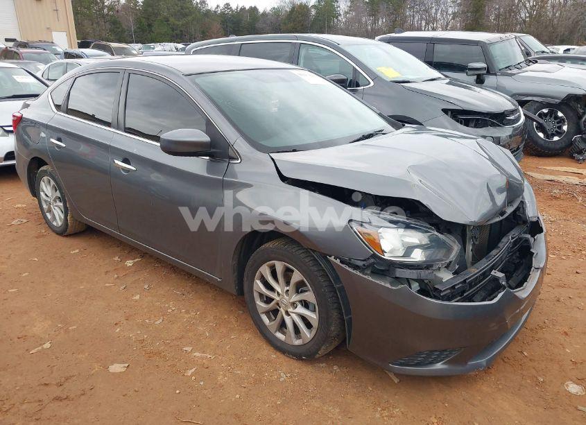 2019 Nissan Sentra SV (VIN 3N1AB7AP8KL625340) main photo