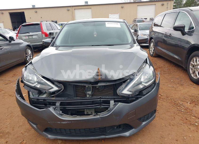 Photo 12 of 2019 Nissan Sentra SV (VIN 3N1AB7AP8KL625340)