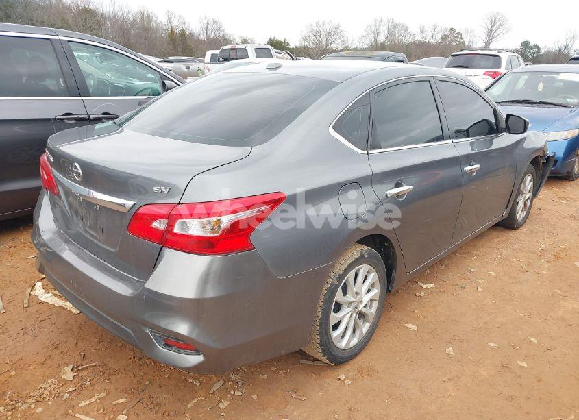 Photo 4 of 2019 Nissan Sentra SV (VIN 3N1AB7AP8KL625340)