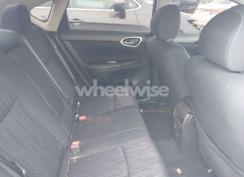 Photo 8 of 2019 Nissan Sentra SV (VIN 3N1AB7AP8KL625340)