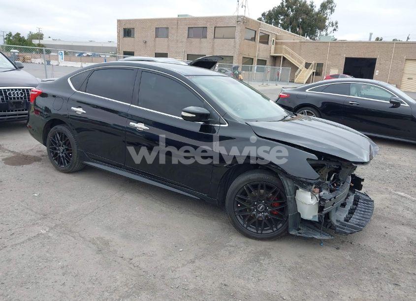 2019 Nissan Sentra SR (VIN 3N1AB7AP8KY207847) main photo