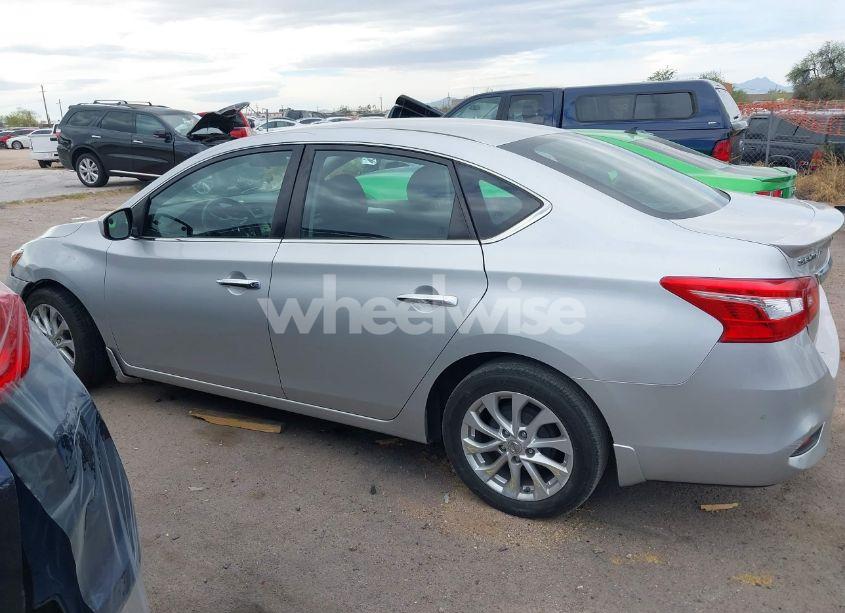 Photo 14 of 2019 Nissan Sentra S (VIN 3N1AB7AP8KY222879)