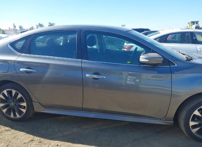 Photo 13 of 2019 Nissan Sentra SR (VIN 3N1AB7AP8KY225118)