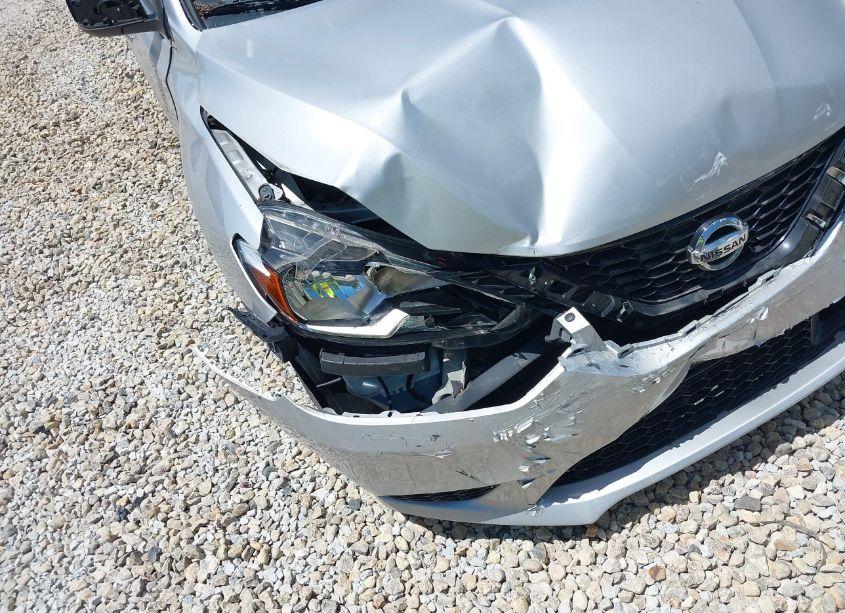 Photo 12 of 2019 Nissan Sentra SV (VIN 3N1AB7AP8KY225944)