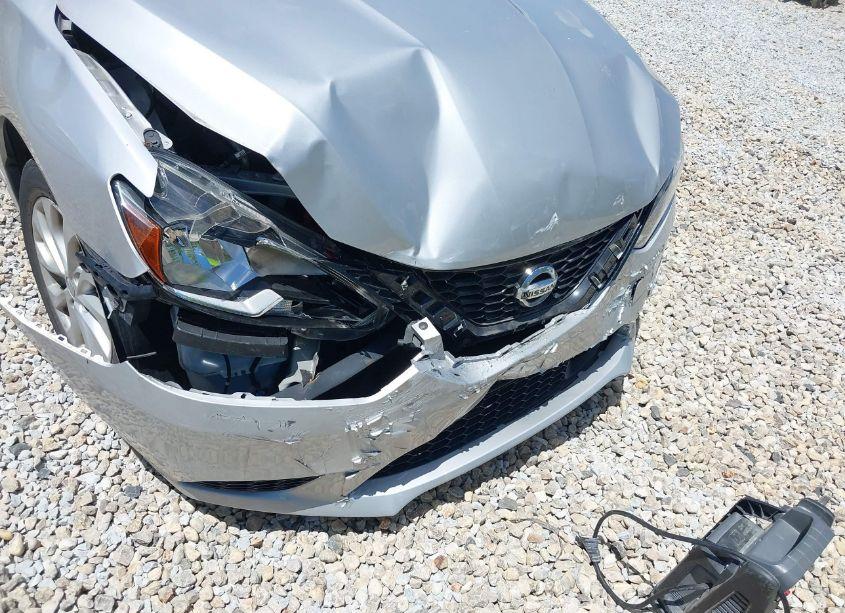 Photo 13 of 2019 Nissan Sentra SV (VIN 3N1AB7AP8KY225944)