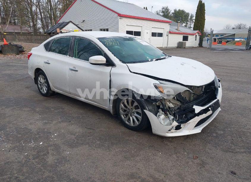 2019 Nissan Sentra SV (VIN 3N1AB7AP8KY226110) main photo