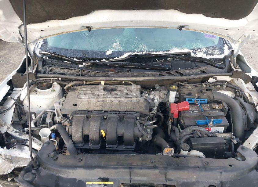 Photo 10 of 2019 Nissan Sentra SV (VIN 3N1AB7AP8KY226110)