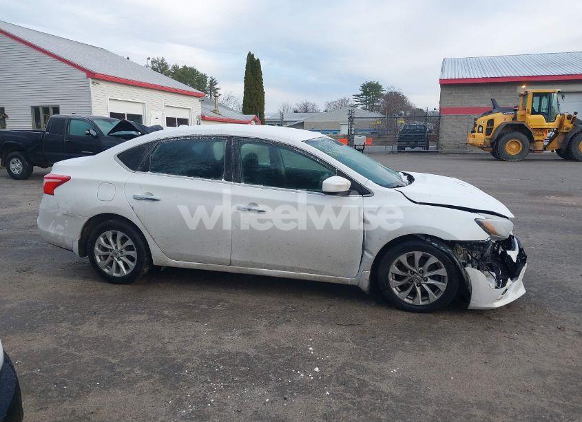 Photo 13 of 2019 Nissan Sentra SV (VIN 3N1AB7AP8KY226110)