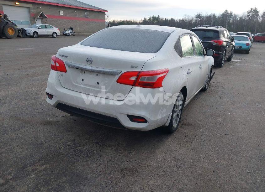 Photo 4 of 2019 Nissan Sentra SV (VIN 3N1AB7AP8KY226110)