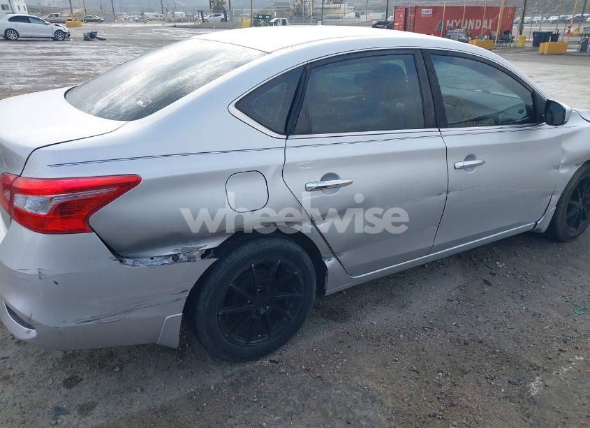 Photo 18 of 2019 Nissan Sentra S (VIN 3N1AB7AP8KY237625)