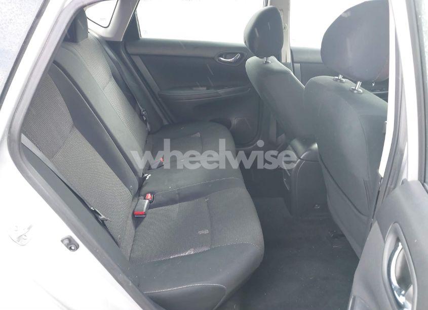 Photo 8 of 2019 Nissan Sentra S (VIN 3N1AB7AP8KY237625)