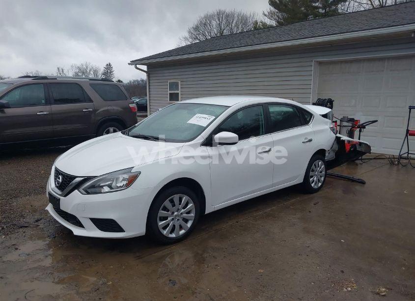 Photo 2 of 2019 Nissan Sentra S (VIN 3N1AB7AP8KY238922)