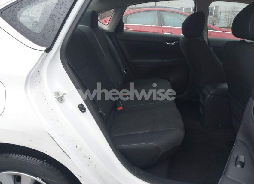 Photo 8 of 2019 Nissan Sentra S (VIN 3N1AB7AP8KY238922)