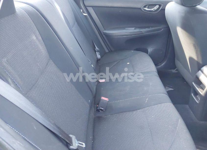 Photo 8 of 2019 Nissan Sentra S (VIN 3N1AB7AP8KY258720)