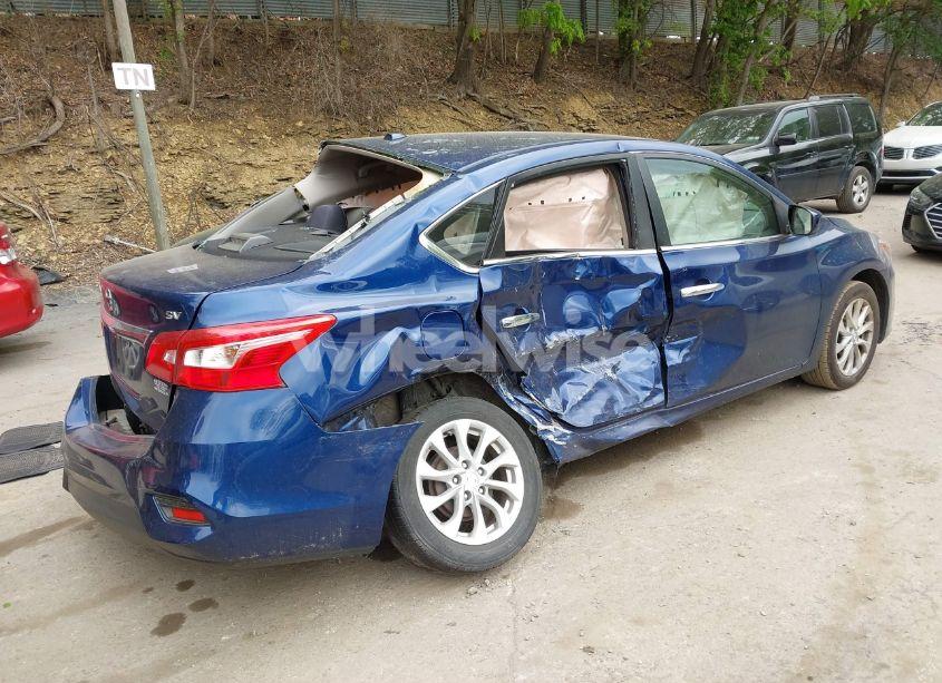 Photo 4 of 2019 Nissan Sentra SV (VIN 3N1AB7AP8KY261777)