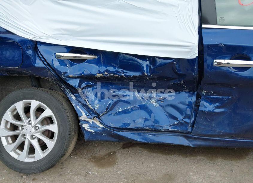 Photo 6 of 2019 Nissan Sentra SV (VIN 3N1AB7AP8KY261777)