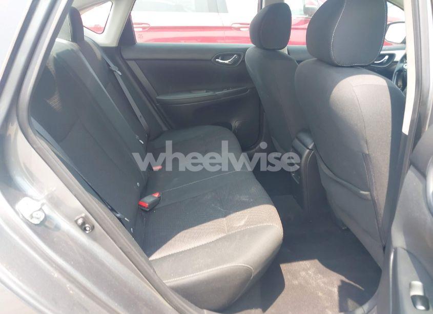 Photo 8 of 2019 Nissan Sentra S (VIN 3N1AB7AP8KY268793)