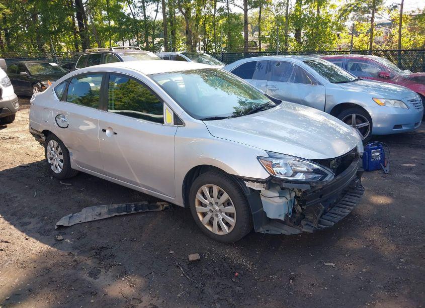 2019 Nissan Sentra S (VIN 3N1AB7AP8KY268812) main photo