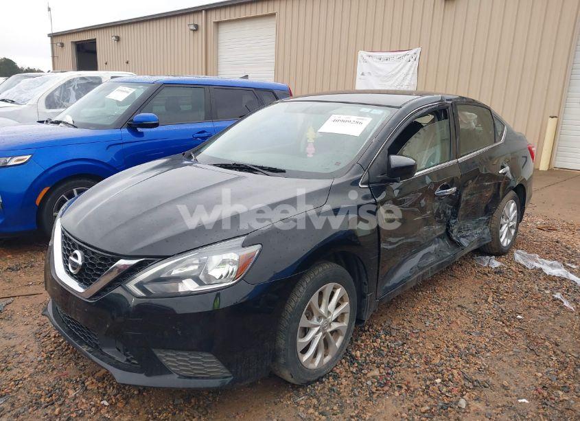 Photo 2 of 2019 Nissan Sentra S (VIN 3N1AB7AP8KY270351)