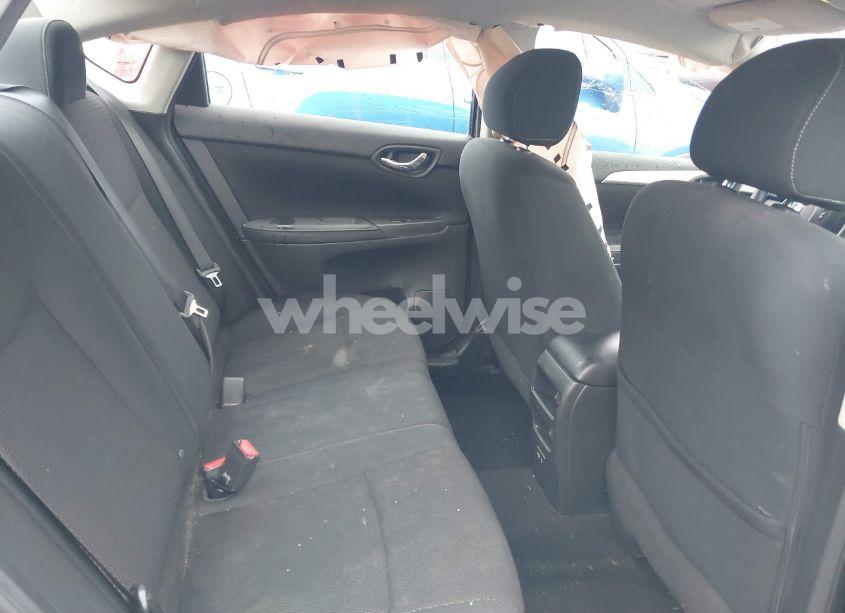 Photo 8 of 2019 Nissan Sentra S (VIN 3N1AB7AP8KY270351)