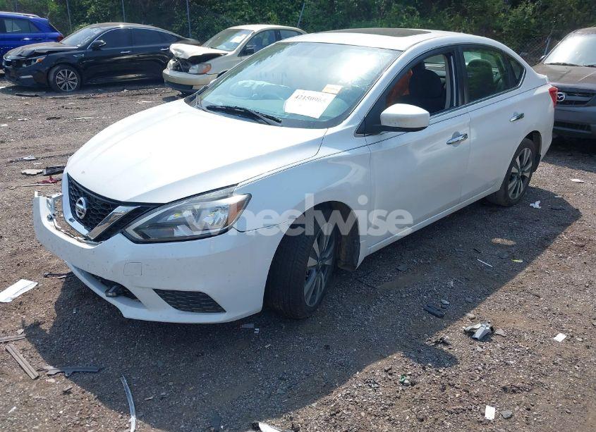 Photo 2 of 2019 Nissan Sentra SV (VIN 3N1AB7AP8KY302151)
