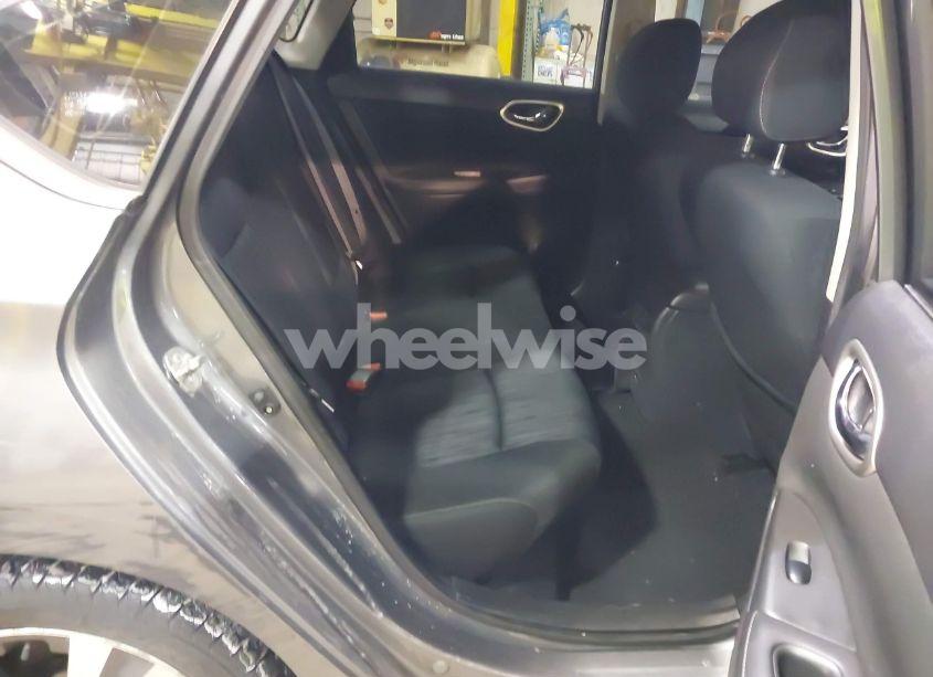 Photo 8 of 2019 Nissan Sentra SV (VIN 3N1AB7AP8KY302991)