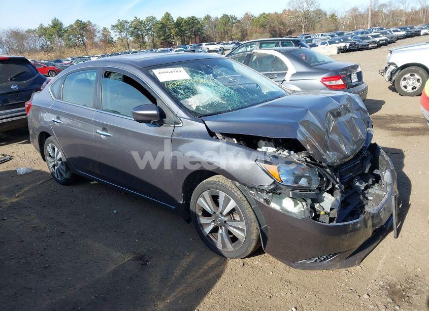 2019 Nissan Sentra SV (VIN 3N1AB7AP8KY305910) main photo