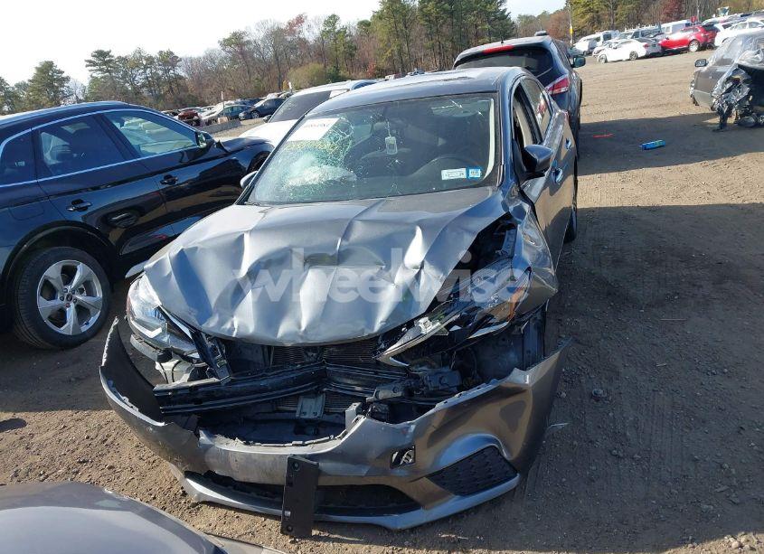 Photo 12 of 2019 Nissan Sentra SV (VIN 3N1AB7AP8KY305910)