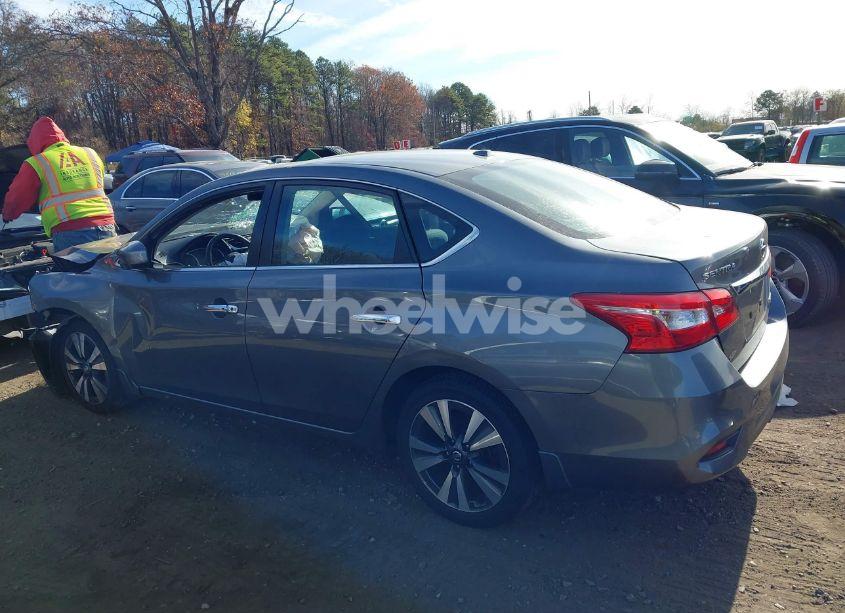 Photo 14 of 2019 Nissan Sentra SV (VIN 3N1AB7AP8KY305910)