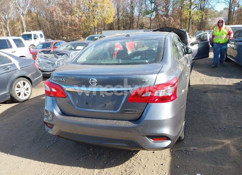 Photo 16 of 2019 Nissan Sentra SV (VIN 3N1AB7AP8KY305910)