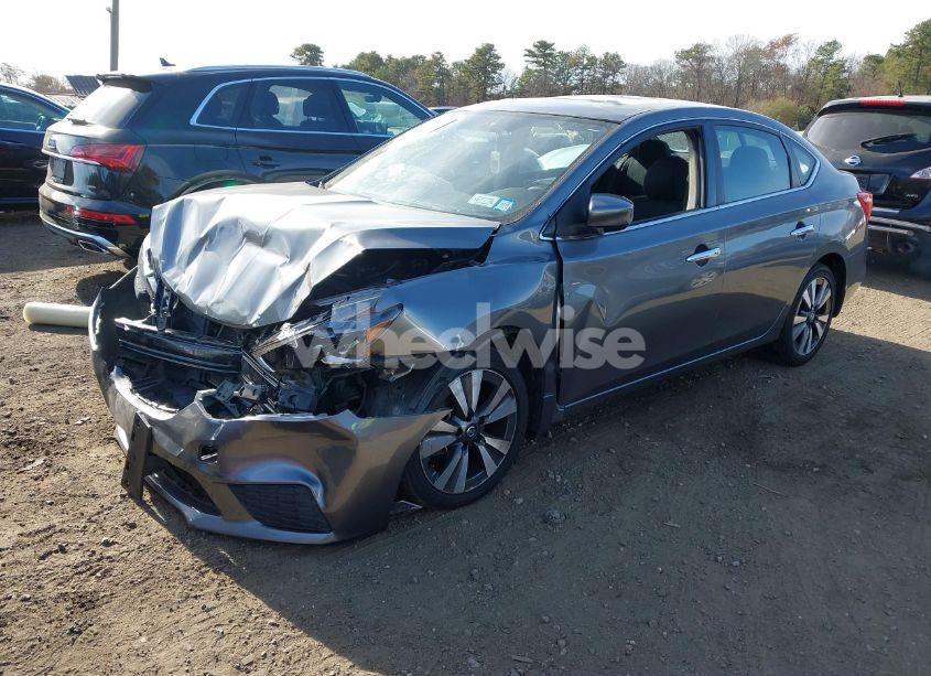 Photo 2 of 2019 Nissan Sentra SV (VIN 3N1AB7AP8KY305910)