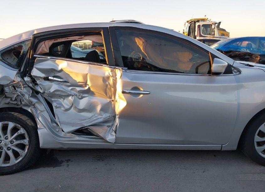 Photo 13 of 2019 Nissan Sentra SV (VIN 3N1AB7AP8KY305955)