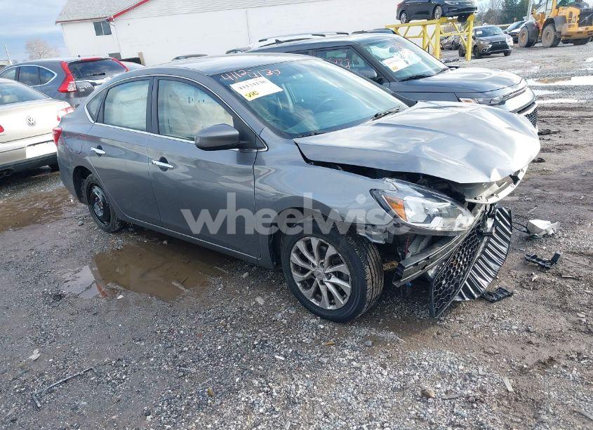 2019 Nissan Sentra SV (VIN 3N1AB7AP8KY306989) main photo