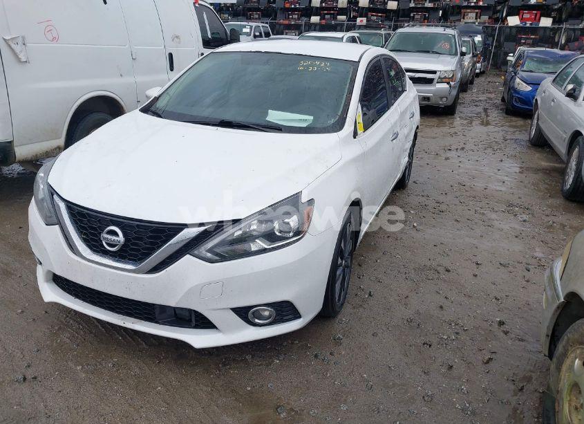 Photo 2 of 2019 Nissan Sentra SR (VIN 3N1AB7AP8KY320424)