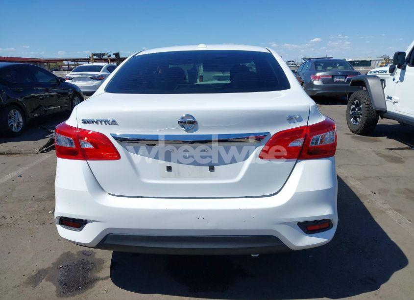 Photo 17 of 2019 Nissan Sentra SV (VIN 3N1AB7AP8KY323629)