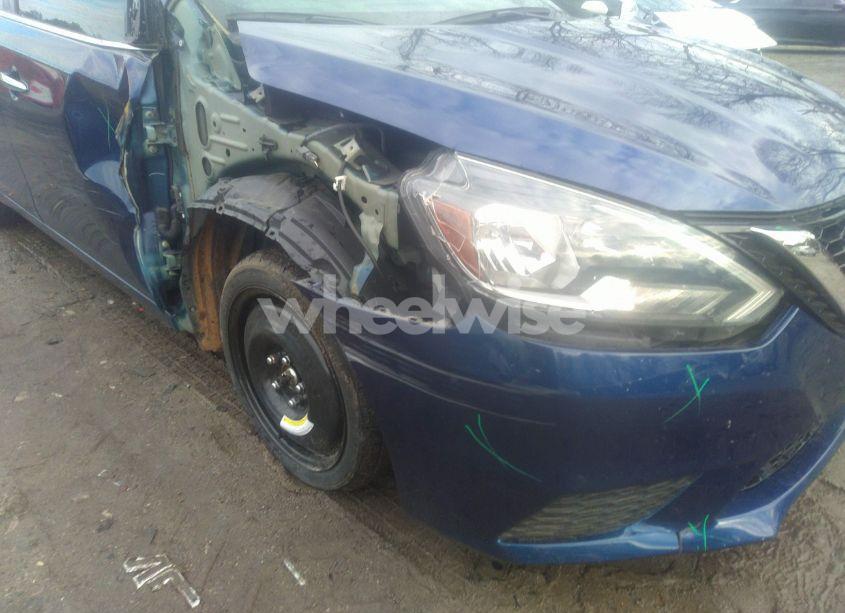 Photo 18 of 2019 Nissan Sentra SV (VIN 3N1AB7AP8KY324425)